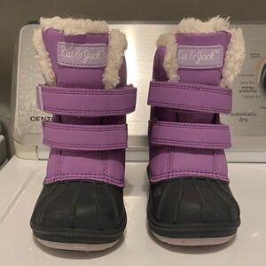 Cat & Jack Snow Boots size 7